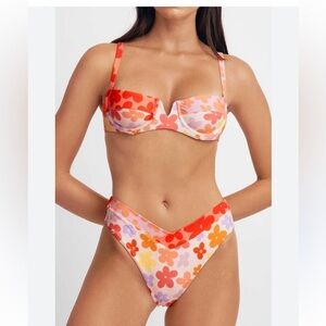 Blackbough Swim Women's Bikini, Floral Size L NWT